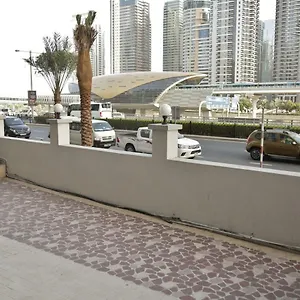 marina-bestview.dubaihotelsoffers.com/